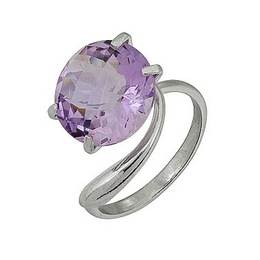 Кольцо из серебра с аметистом Кольцо из серебра с аметистом