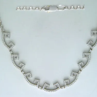 Колье из белого золота с бриллиантом Колье из белого золота с бриллиантом