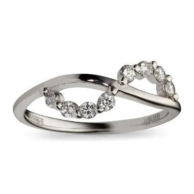 Кольцо с бриллиантом из белого золота Кольцо с бриллиантом из белого золота